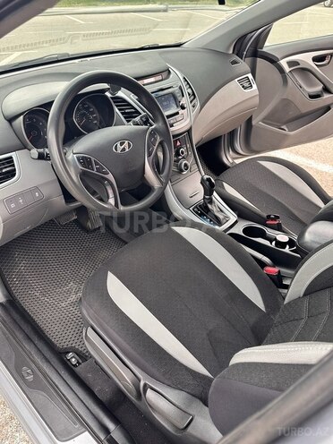Hyundai Elantra 2015, 204,387 km - 1.8 л - Sumqayıt