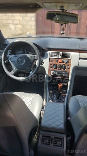 Mercedes E 230 1996, 637,858 km - 2.3 l - Gəncə