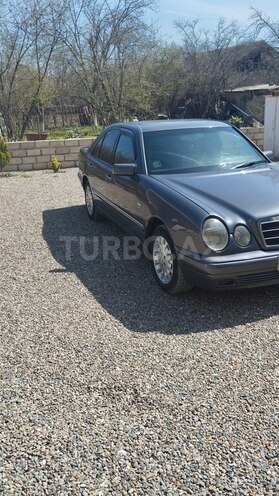 Mercedes E 230 1996, 637,858 km - 2.3 l - Gəncə