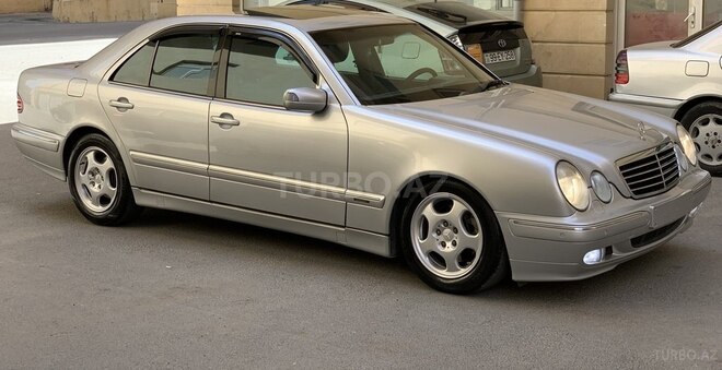 Mercedes E 320 2001, 381,013 km - 3.2 l - Bakı