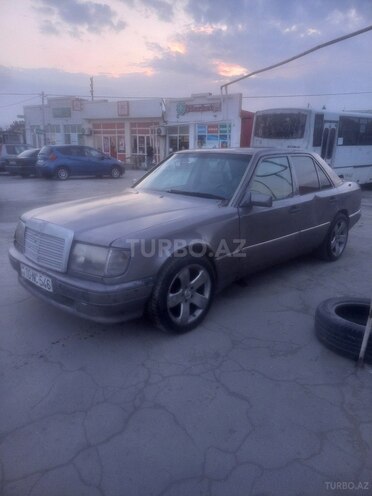 Mercedes E 200 1988, 246,754 km - 2.0 l - Bakı