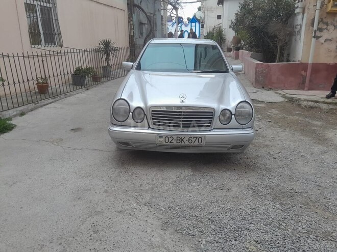 Mercedes E 200 1995, 232,320 km - 2.0 l - Bakı