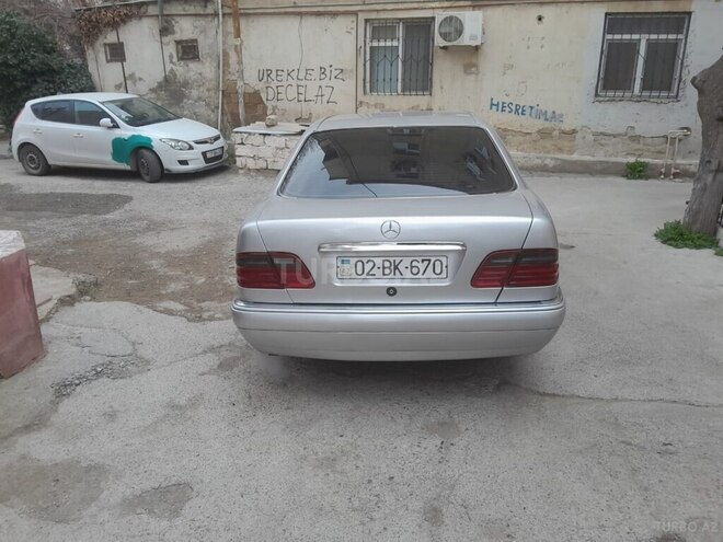 Mercedes E 200 1995, 232,320 km - 2.0 l - Bakı