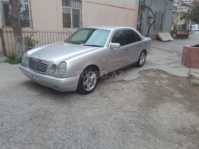 Mercedes E 200 1995, 232,320 km - 2.0 l - Bakı