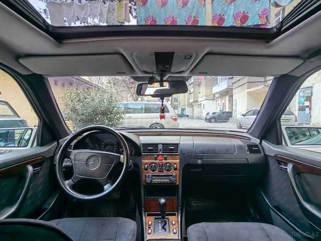 Mercedes C 220 1995, 356,000 km - 2.2 l - Bakı