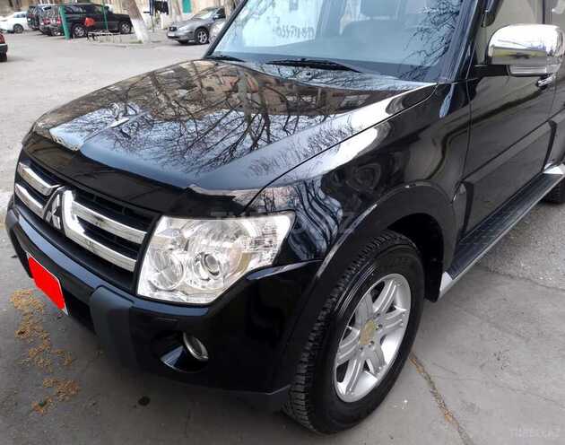 Mitsubishi Pajero 2007, 68,000 km - 3.0 л - Bakı