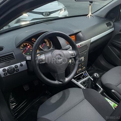 Opel Astra 2006, 212,000 km - 1.4 l - Qəbələ