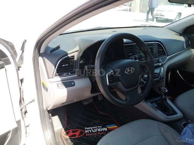 Hyundai Elantra 2017, 125,685 km - 2.0 l - Bakı