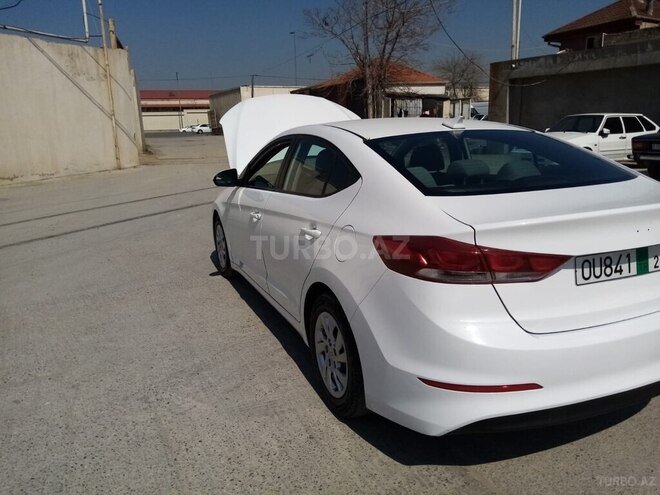 Hyundai Elantra 2017, 125,685 km - 2.0 l - Bakı