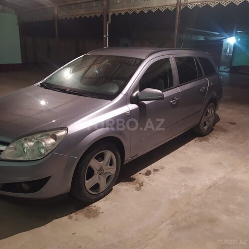 Opel Antara 2008, 211,000 km - 1.4 л - Salyan