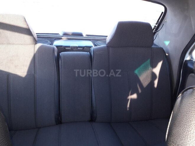 GAZ 3110 2002, 200,000 km - 2.4 l - Salyan