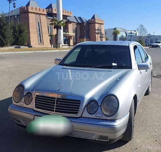 Mercedes E 280 1996, 500,000 km - 2.8 л - Tovuz
