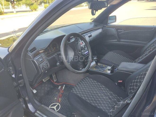 Mercedes E 200 1996, 672,890 km - 2.0 л - Qazax