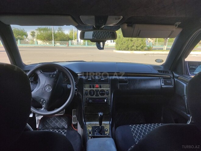 Mercedes E 200 1996, 672,890 km - 2.0 л - Qazax