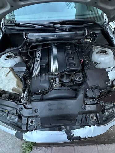 BMW 320 1999, 271,677 km - 2.2 л - Bakı