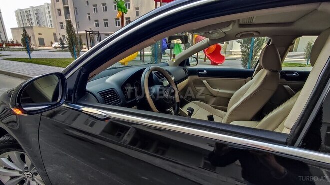 Volkswagen Jetta 2010, 102,481 km - 2.5 л - Bakı