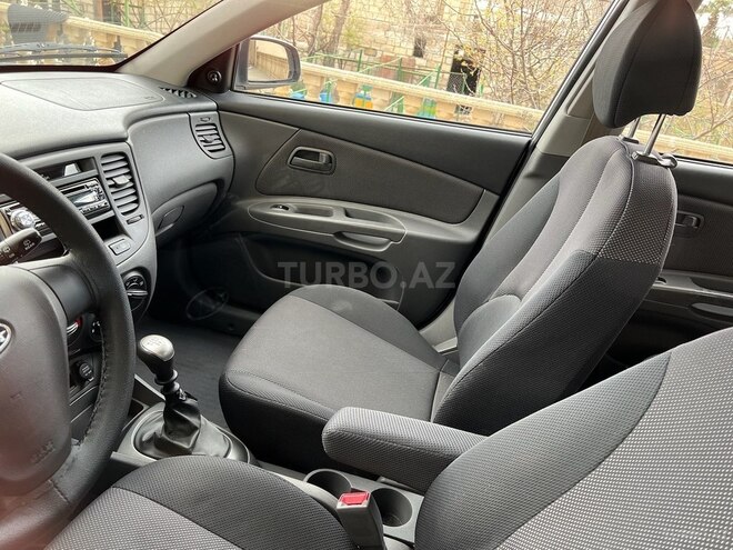 Kia Rio 2007, 192,000 km - 1.5 л - Tovuz