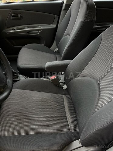 Kia Rio 2007, 192,000 km - 1.5 л - Tovuz