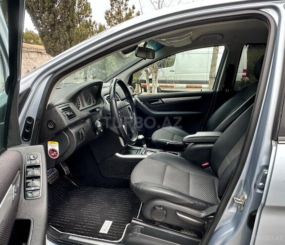 Mercedes B 170 2008, 111,000 km - 1.7 l - Bakı