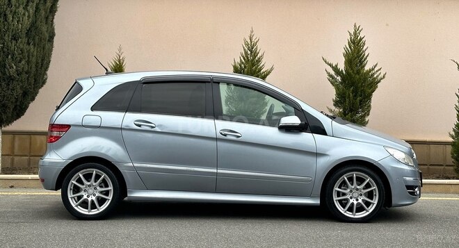 Mercedes B 170 2008, 111,000 km - 1.7 l - Bakı
