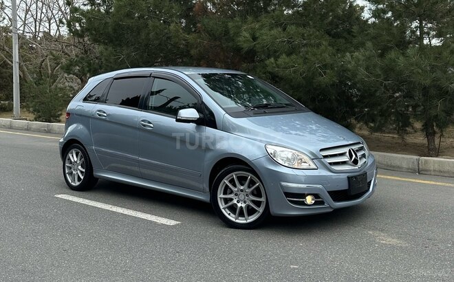 Mercedes B 170 2008, 111,000 km - 1.7 l - Bakı