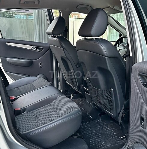 Mercedes B 170 2008, 111,000 km - 1.7 l - Bakı