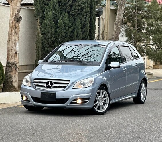 Mercedes B 170 2008, 111,000 km - 1.7 l - Bakı
