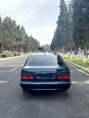 Mercedes E 220 1999, 314,000 km - 2.2 l - Bakı