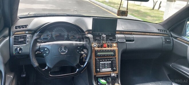 Mercedes E 220 1999, 314,000 km - 2.2 l - Bakı