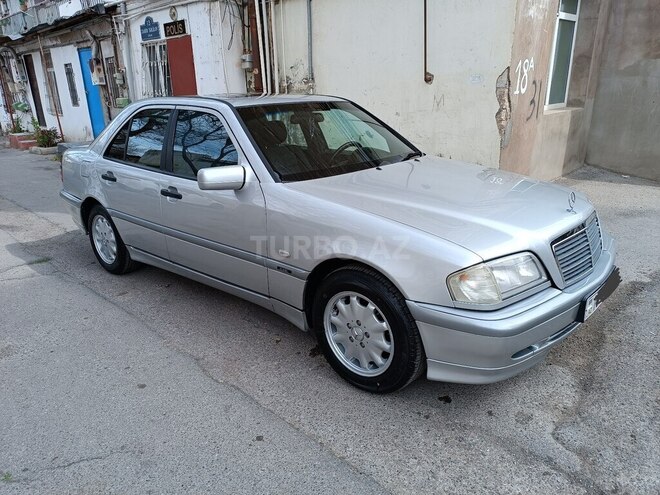 Mercedes C 180 1999, 235,000 km - 1.8 л - Bakı
