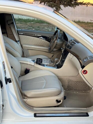 Mercedes E 240 2004, 270,000 km - 2.6 l - Bakı