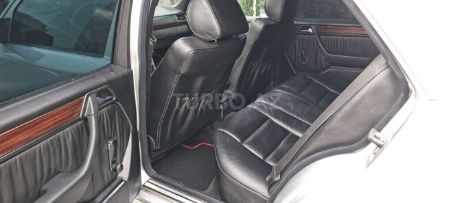 Mercedes E 220 1995, 177,500 km - 2.2 l - Bakı