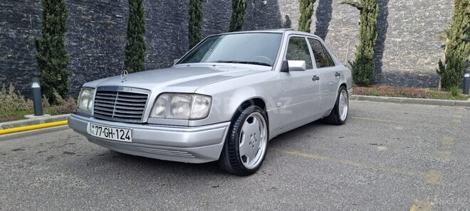 Mercedes E 220 1995, 177,500 km - 2.2 l - Bakı