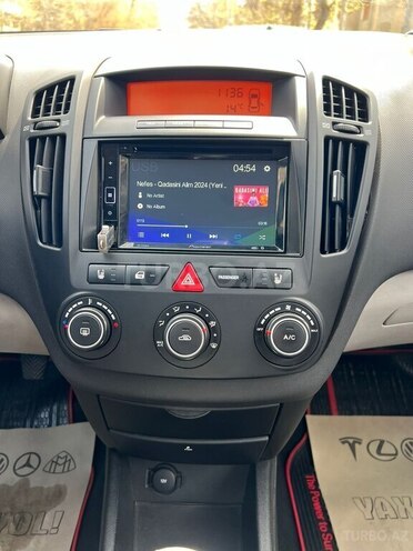 Kia Ceed 2008, 224,700 km - 1.4 l - Mingəçevir