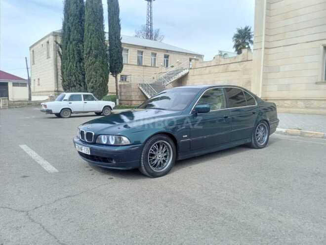 BMW 528 1996, 328,000 km - 2.8 l - Qazax