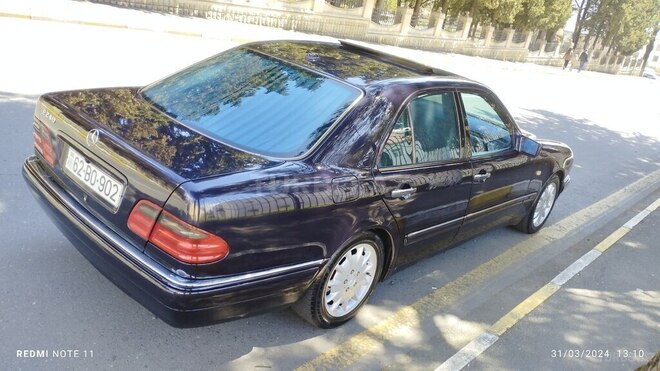 Mercedes E 240 1998, 235,600 km - 2.4 l - Zaqatala