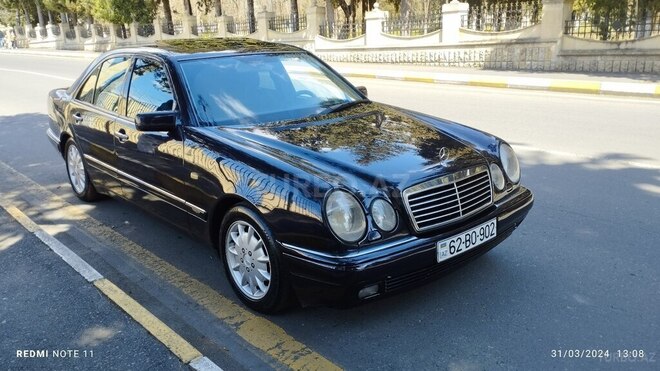Mercedes E 240 1998, 235,600 km - 2.4 l - Zaqatala