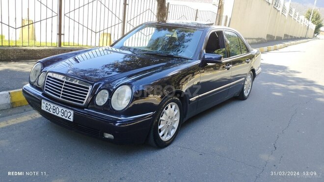 Mercedes E 240 1998, 235,600 km - 2.4 l - Zaqatala