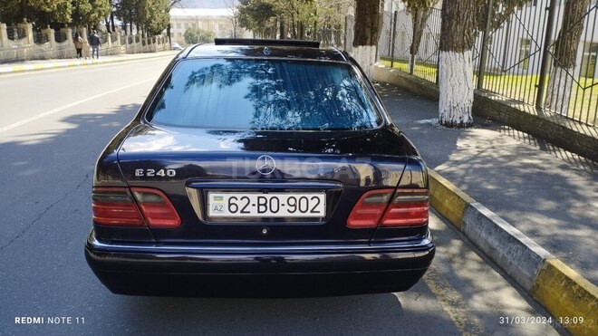 Mercedes E 240 1998, 235,600 km - 2.4 l - Zaqatala