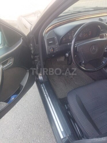 Mercedes C 250 1998, 378,000 km - 2.5 л - Bakı