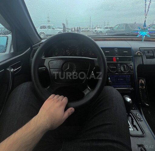 Mercedes C 200 1995, 319,220 km - 1.8 l - Bakı
