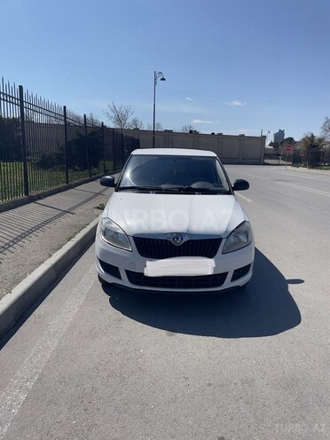 Skoda Fabia 2012, 322,000 km - 1.2 l - Bakı