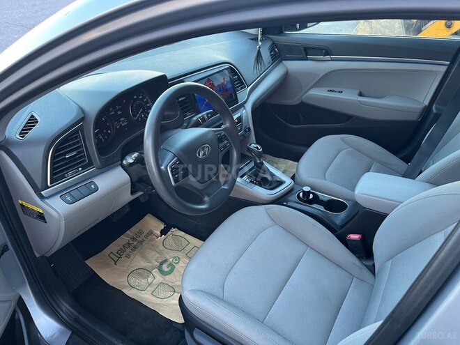 Hyundai Elantra 2017, 101,389 km - 2.0 l - Bakı
