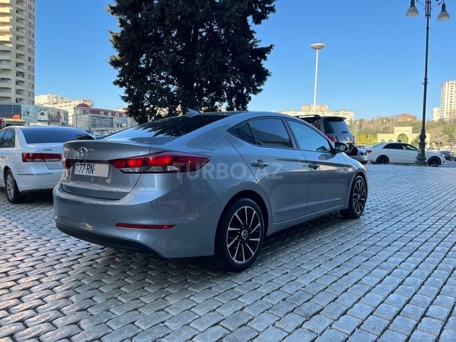 Hyundai Elantra 2017, 101,389 km - 2.0 l - Bakı