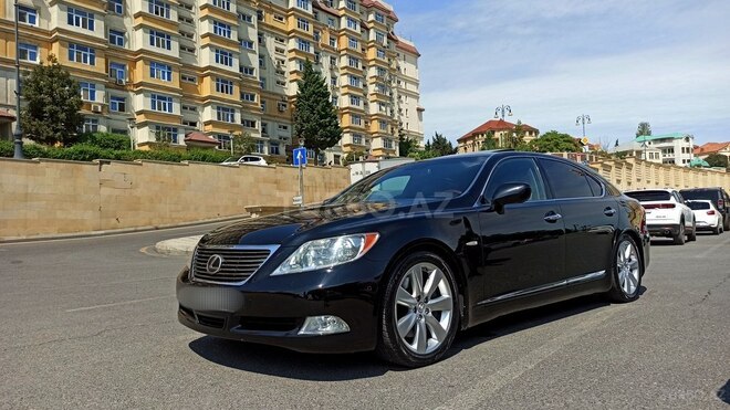 Lexus  2008, 175,000 km - 4.6 l - Bakı