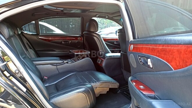 Lexus  2008, 175,000 km - 4.6 l - Bakı