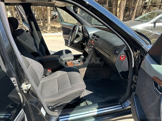 Mercedes C 280 1995, 400,000 km - 2.8 l - Bakı