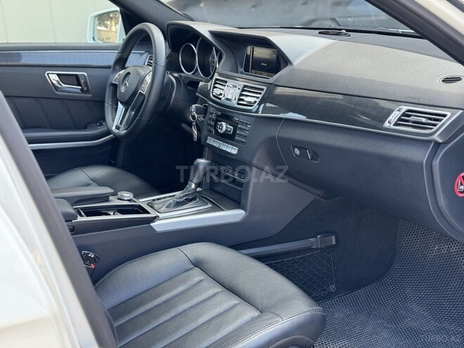 Mercedes E 250 2010, 248,543 km - 1.8 л - Bakı