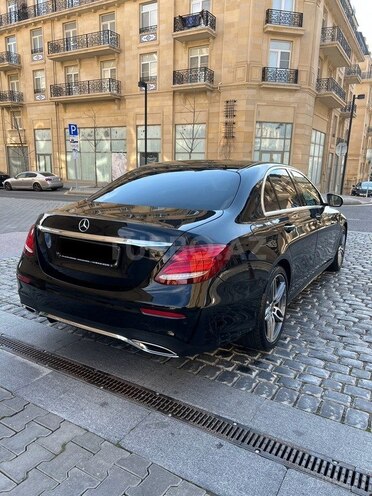 Mercedes E 220 2018, 89,700 km - 2.0 l - Bakı