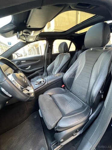 Mercedes E 220 2018, 89,700 km - 2.0 l - Bakı